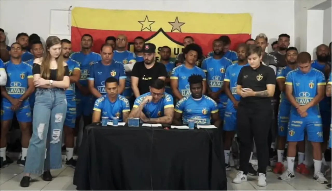 Integrantes do Brusque Futebol Clube pedem reconsidera&ccedil;&atilde;o do STJD