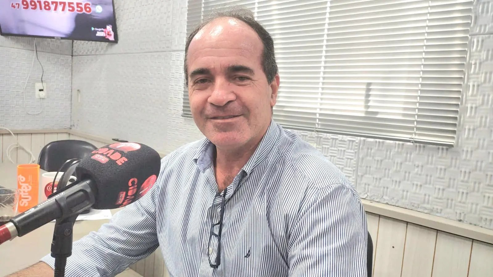 Prefeito nega que d&aacute; aten&ccedil;&atilde;o exclusiva a uma &uacute;nica obra