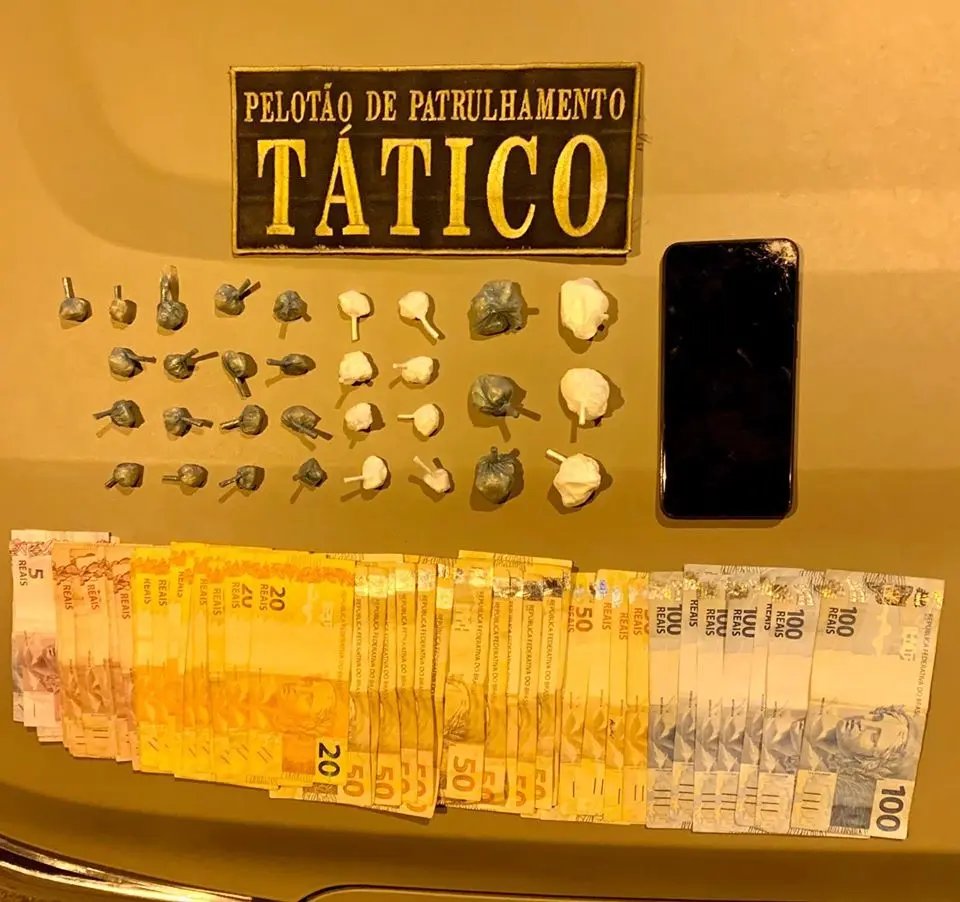 Coca&iacute;na e crack estavam com o suspeito abordado