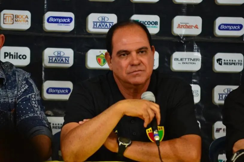 Jogamos bem no primeiro tempo, mas o Botafogo foi superior, diz Waguinho 