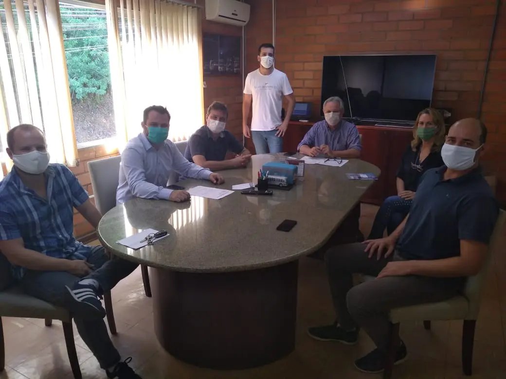 Encontro discutiu sa&iacute;das para volta do transporte coletivo