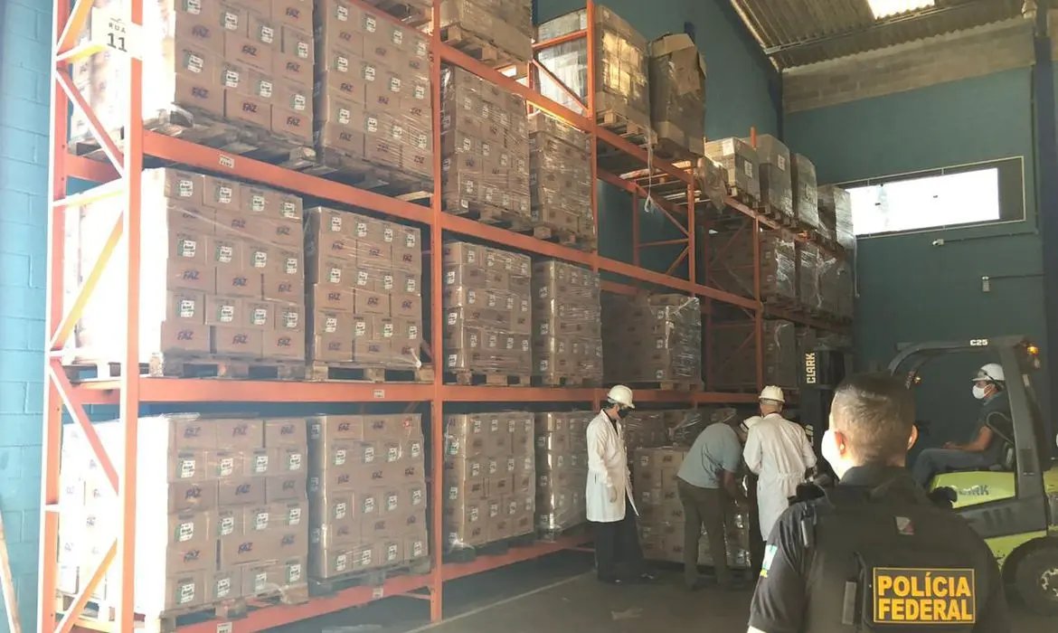 PF apura venda de &aacute;lcool gel com teor abaixo do indicado no r&oacute;tulo