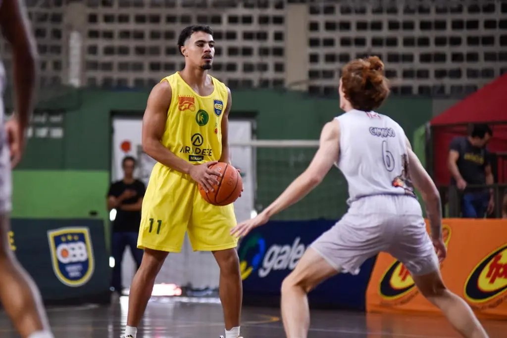 Brusque Basquete apresenta site de aposta como patrocinador master