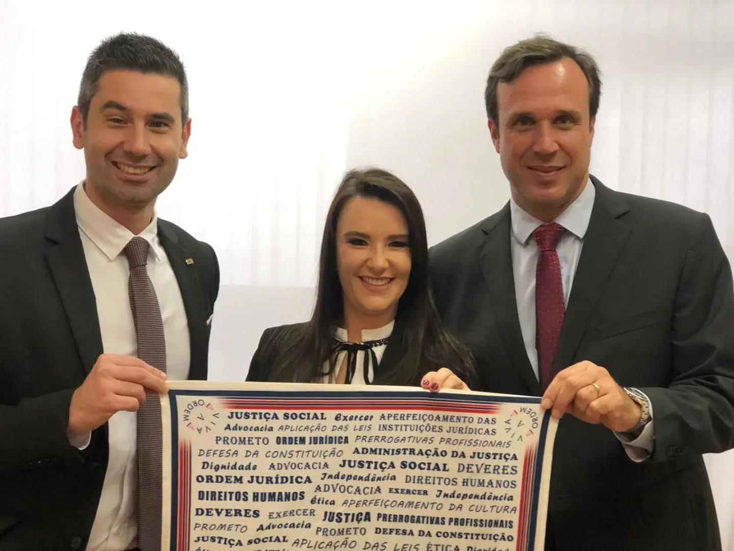 Com apoio da estadual, Rafael Maia registra candidatura &agrave; OAB de Brusque