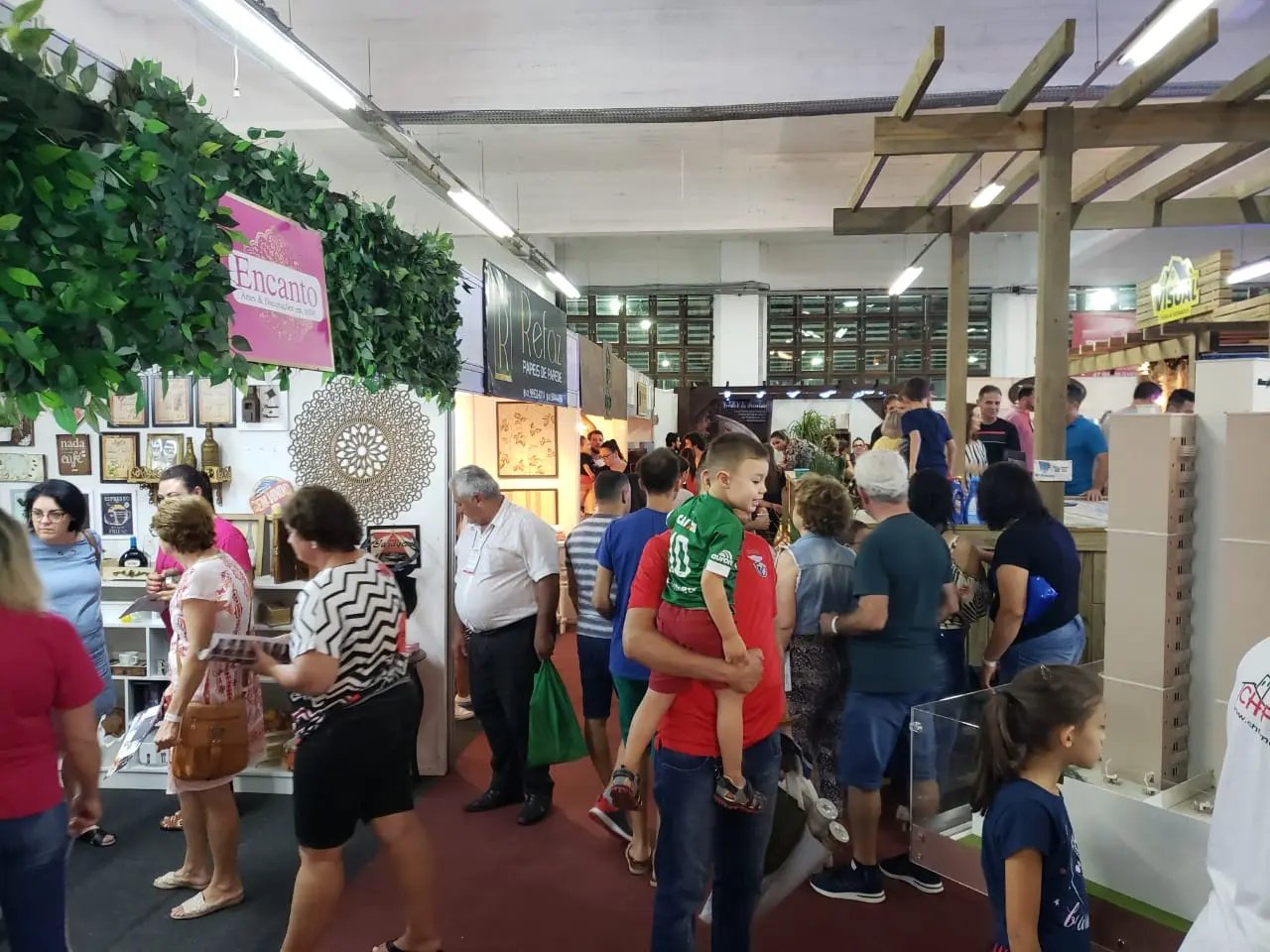 Feira de M&oacute;veis, decora&ccedil;&atilde;o e Im&oacute;veis