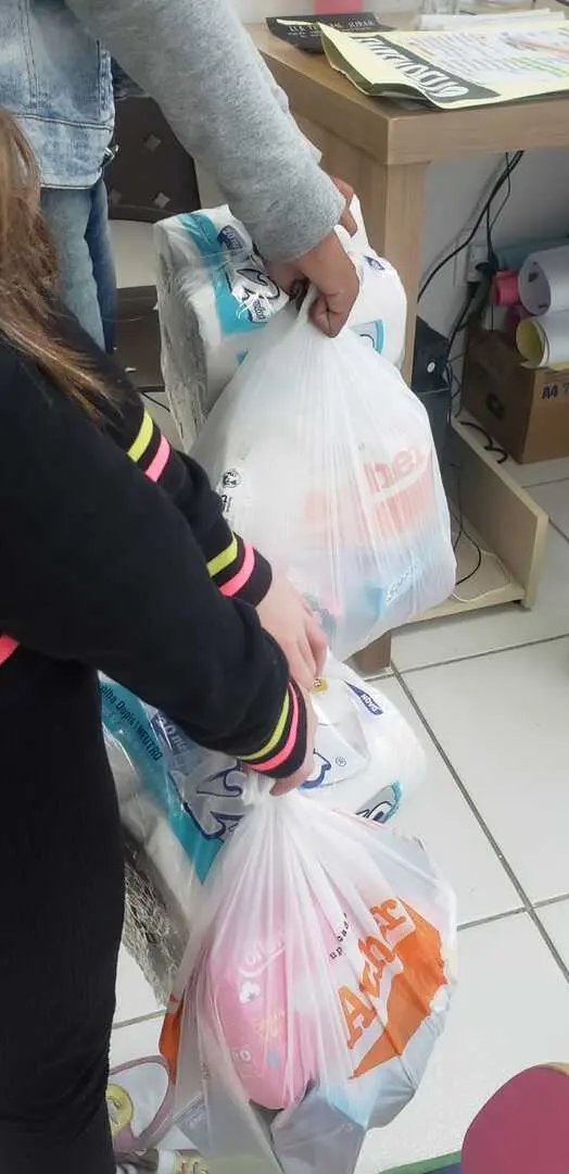 SAVS Brusque recebe doa&ccedil;&atilde;o de materiais de higiene de grupo de corrida &ldquo;Mulheres de Ferro&rdquo;