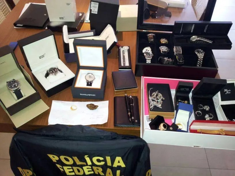 Federais deflagram Operação Lava-Jato