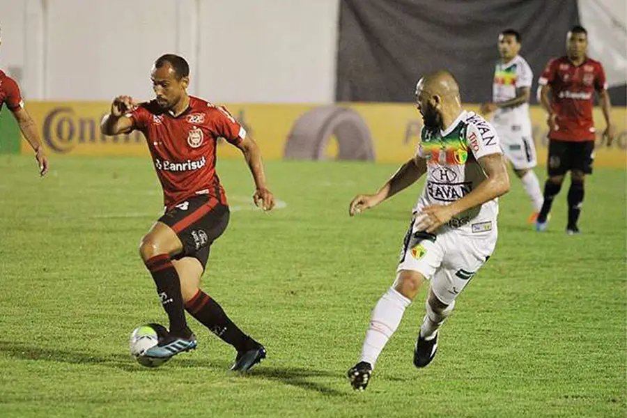 Waguinho Dias e Jerson Testoni se enfrentam na quarta-feira