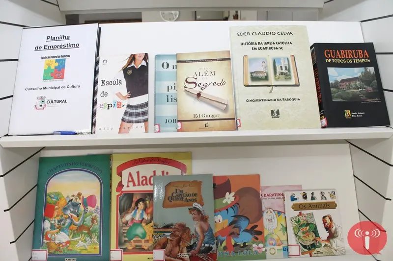 Guabiruba tem biblioteca itinerante