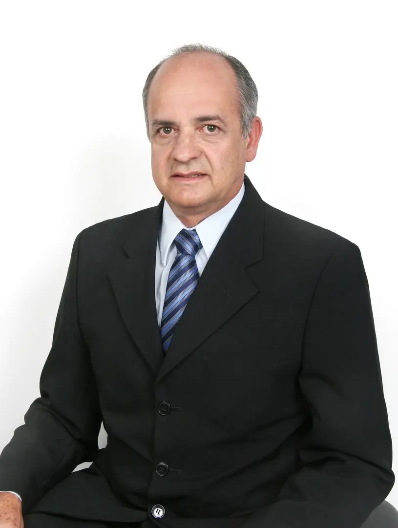 Fernando Jos&eacute; de Oliveira &eacute; eleito presidente do SINDUSCON por aclama&ccedil;&atilde;o 