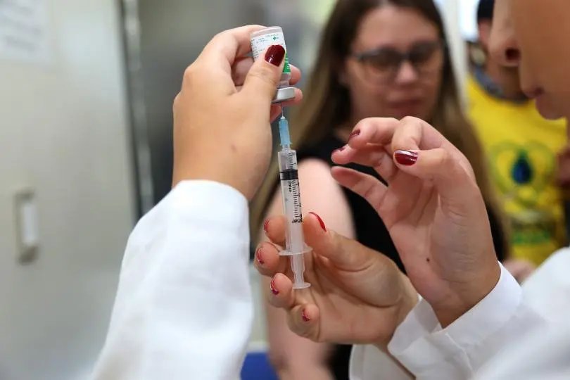 Quatro bairros de Brusque ter&atilde;o vacina&ccedil;&atilde;o contra a gripe em resid&ecirc;ncias nesta quarta-feira (1&ordm;)