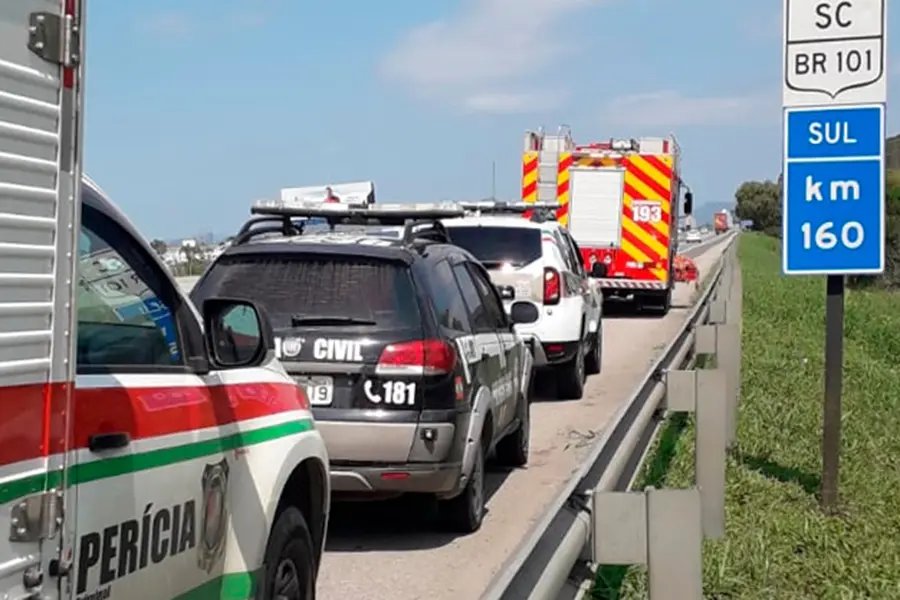 Corpo de homem morto &eacute; encontrado &agrave;s margens da BR-101