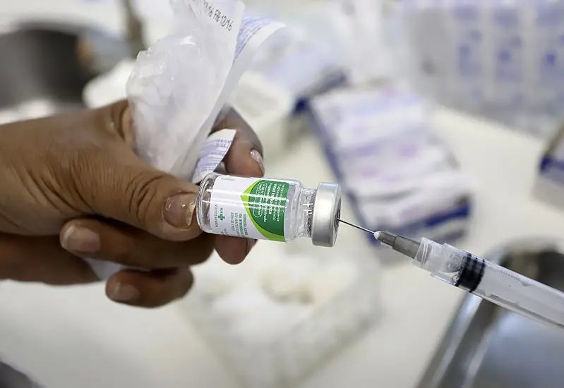 Guabiruba recebe novo lote de vacinas contra Influenza