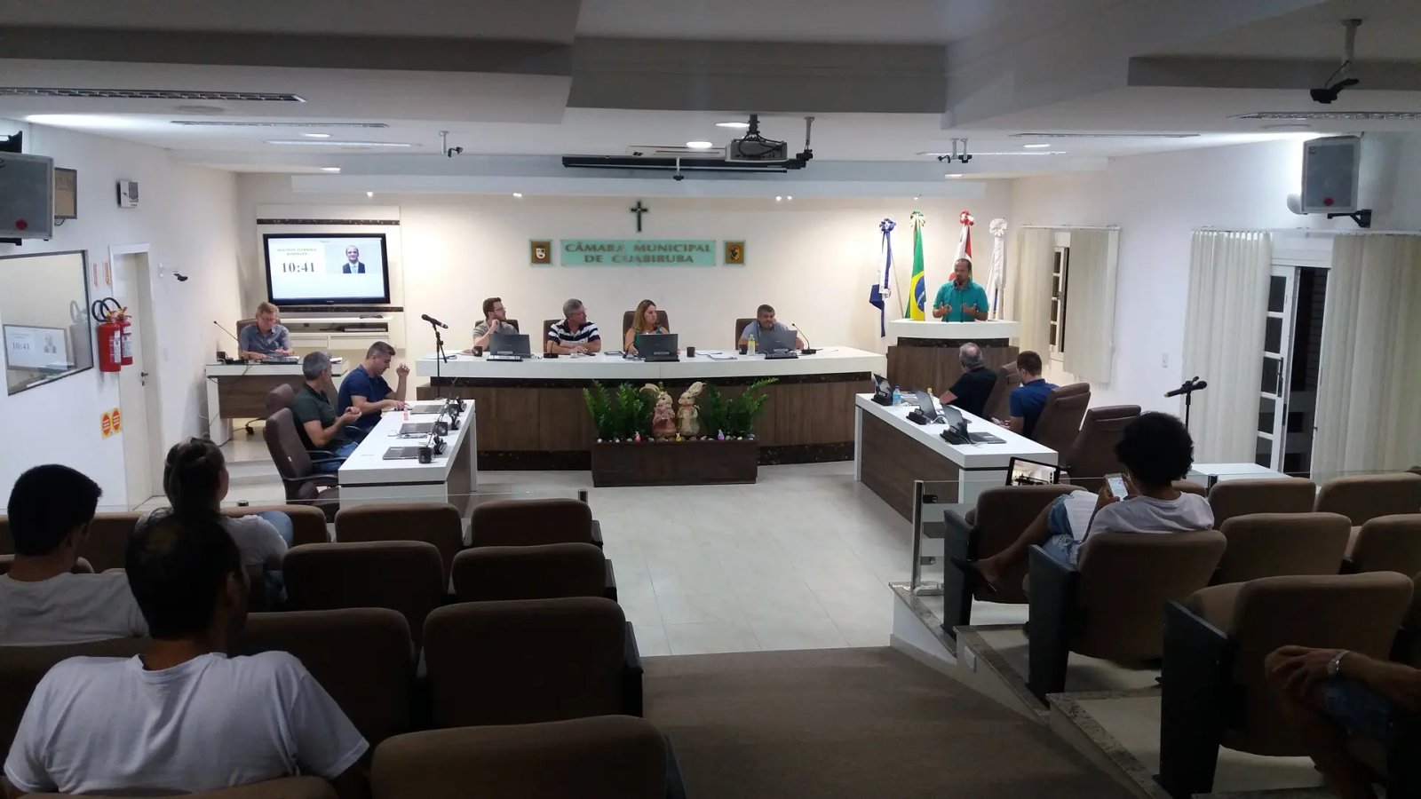 Por quatro votos a tr&ecirc;s C&acirc;mara aprova projeto de cria&ccedil;&atilde;o do cargo de contador
