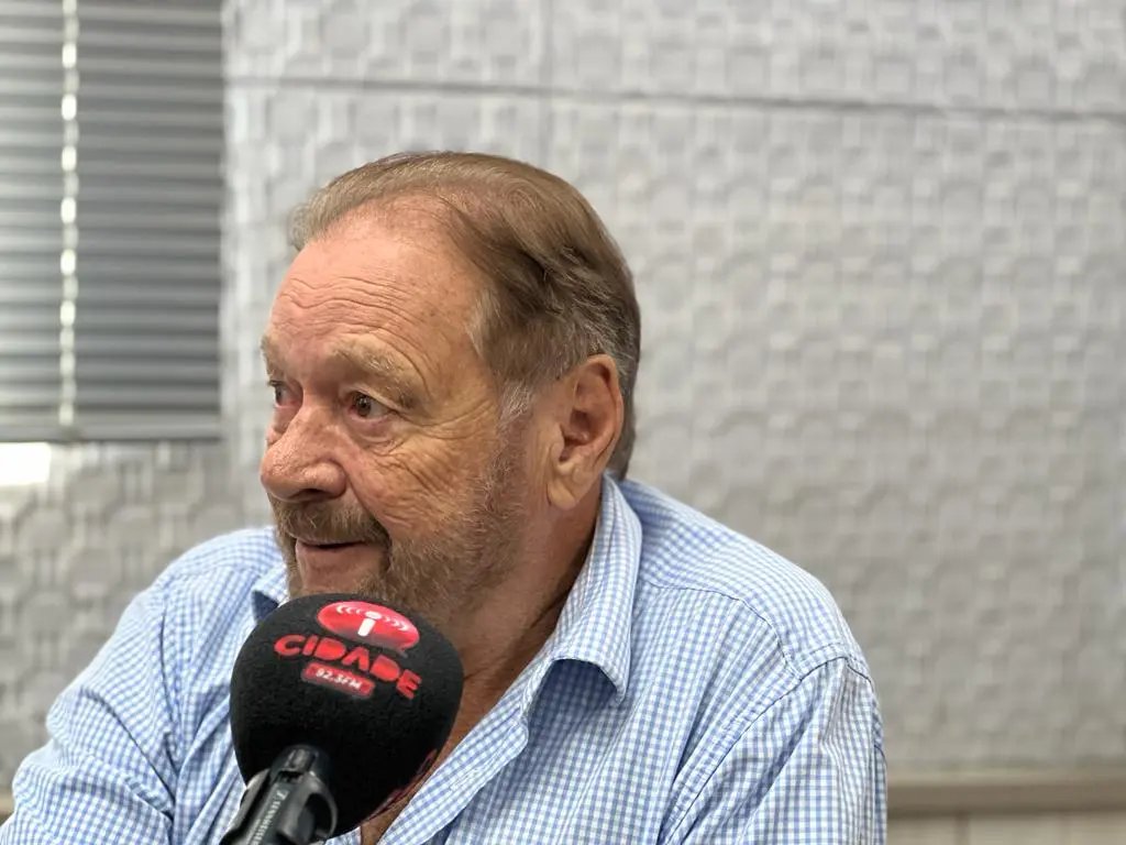 Roza diz que pol&iacute;ticos de Brusque se convidam para visit&aacute;-lo