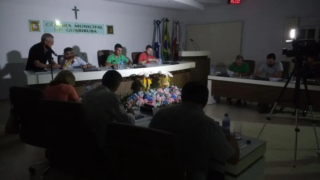 Às escuras, Câmara de Guabiruba aprova reajuste no vale-alimentação do funcionalismo