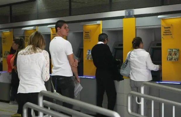 Bancos planejam compartilhar caixas