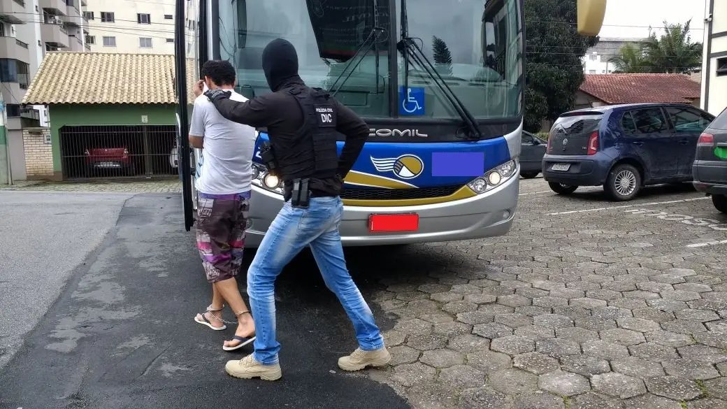 Vara Criminal realiza primeira audiência de presos em operação