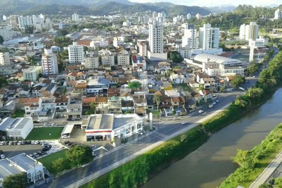 Brusque chega a 140.597 habitantes em 2021