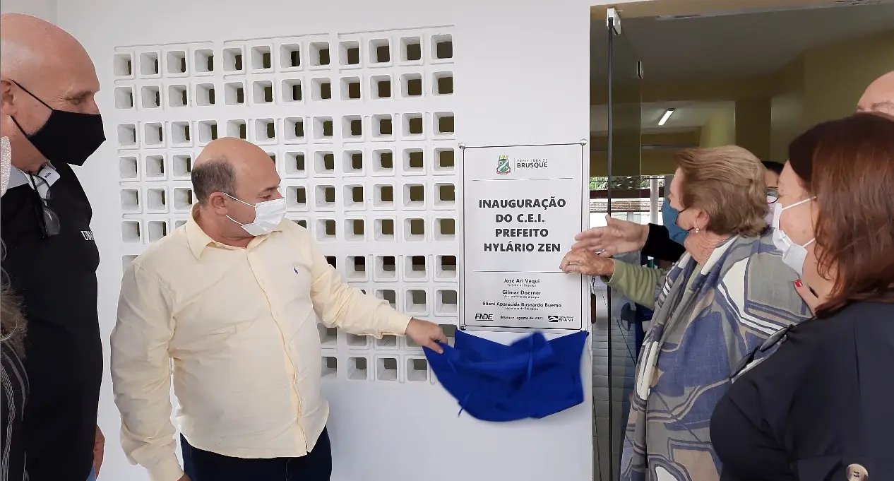 Entregue a comunidade o Centro de Educa&ccedil;&atilde;o Infantil Hyl&aacute;rio Zen