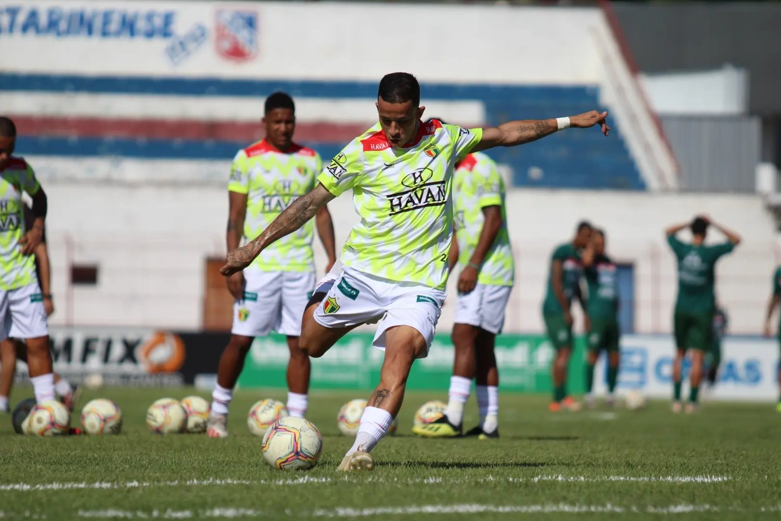 Com time alternativo Brusque FC enfrentar&aacute; o Figueirense neste domingo