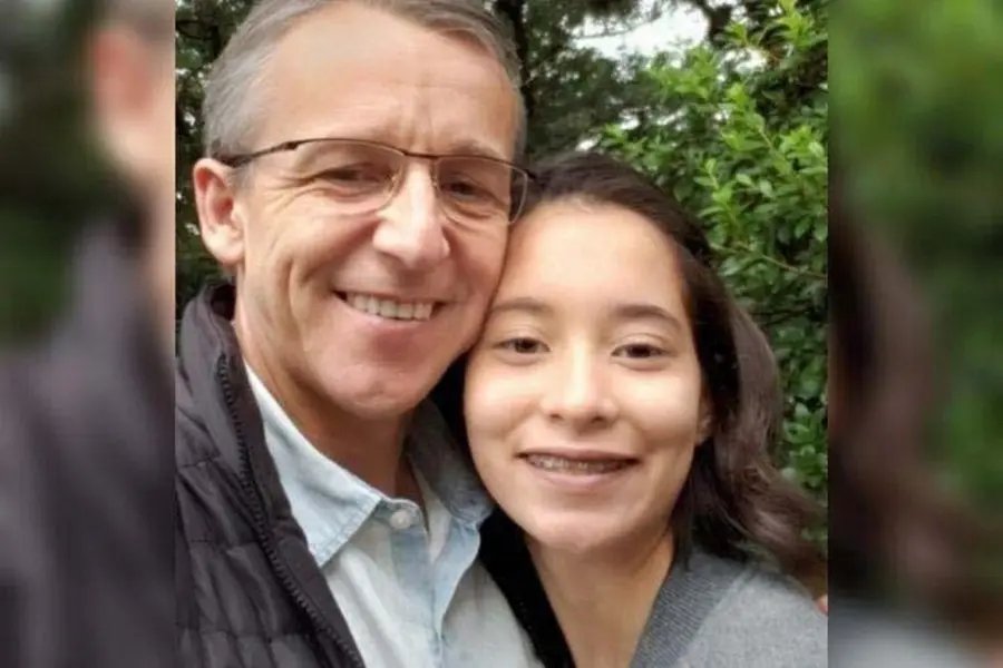 Filha do prefeito de Blumenau &eacute; atropelada em faixa de pedestre