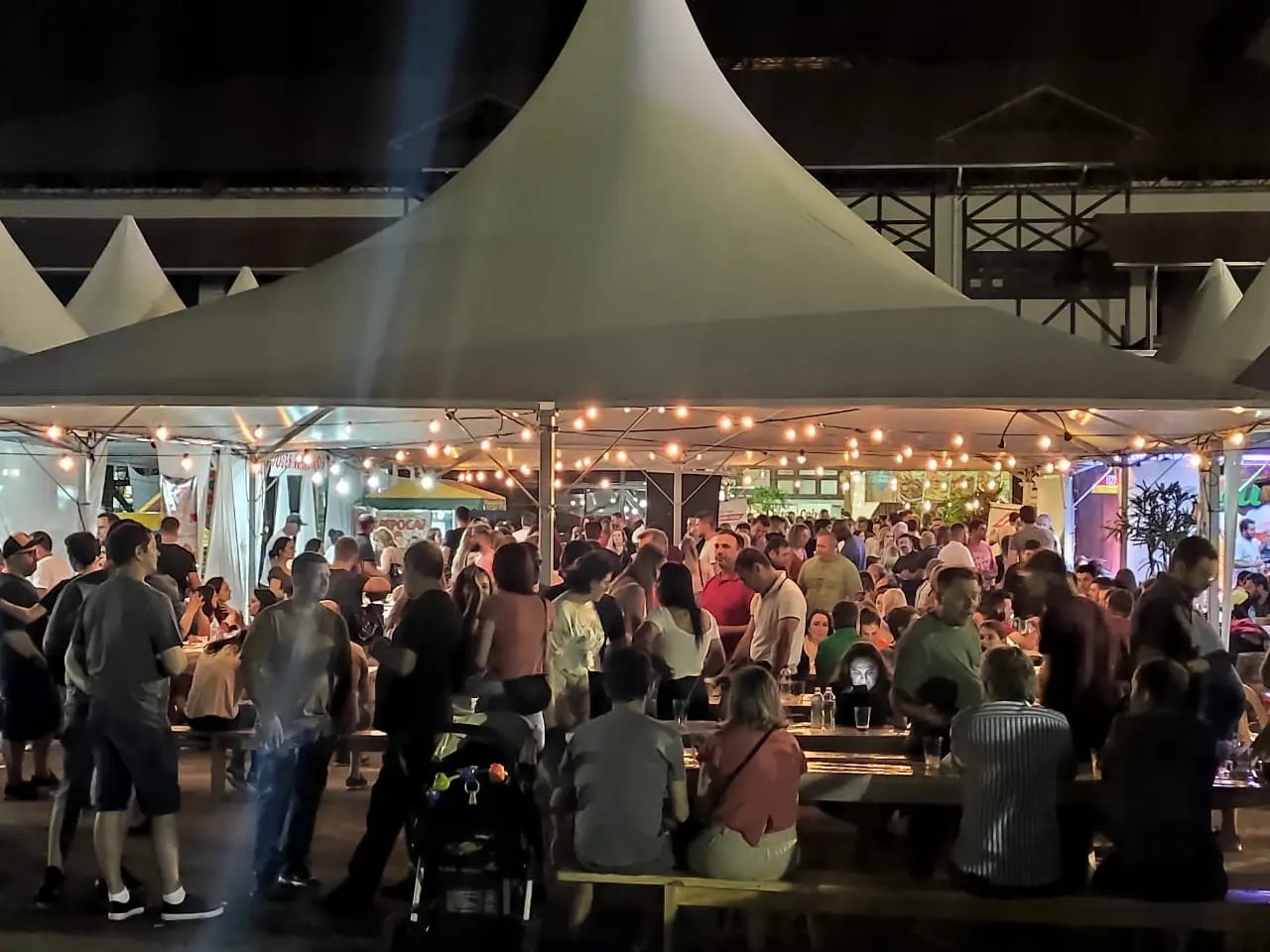 Festival da Cerveja Artesanal do Vale est&aacute; aprovado pelos moradores de Brusque e regi&atilde;o