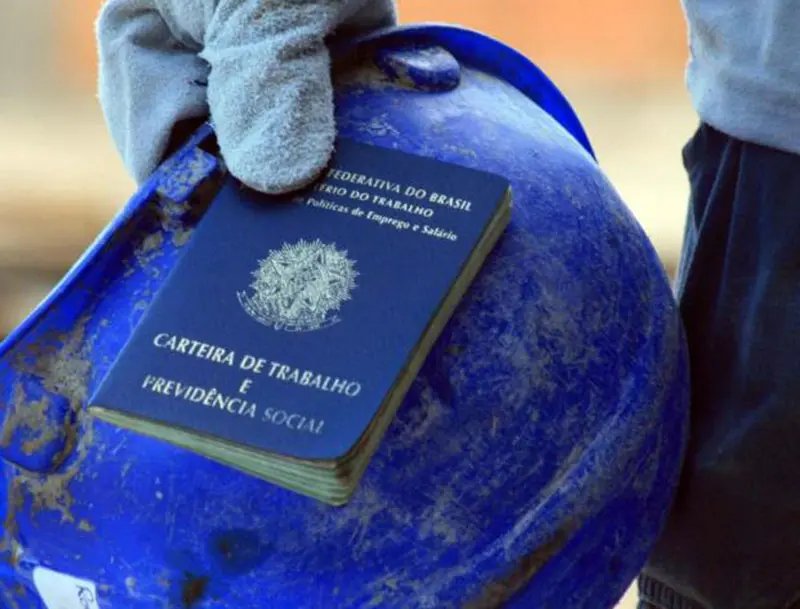Prefeitura está com oito editais abertos