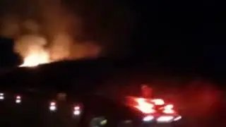 (V&iacute;deo) Inc&ecirc;ndio atinge &aacute;rea no bairro Limoeiro, em Brusque 