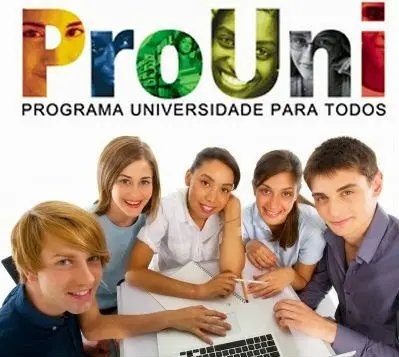 Portaria define transferência de universitários