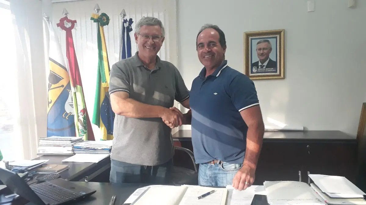 Valmir Zirke assume a Prefeitura de Guabiruba at&eacute; in&iacute;cio de abril