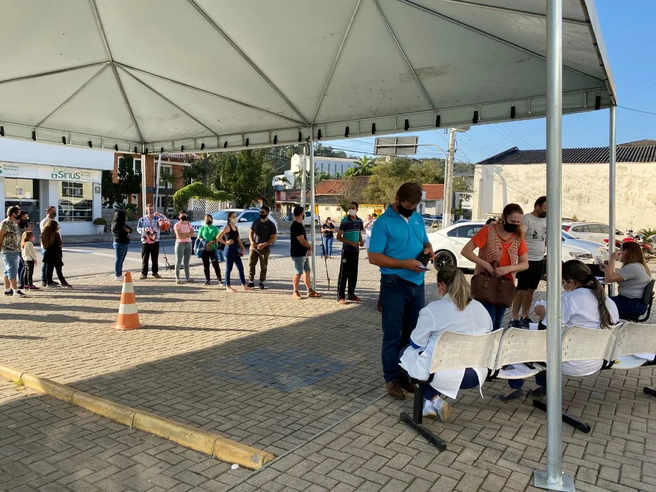 Guabiruba vacina pessoas a partir de 25 anos contra Covid-19