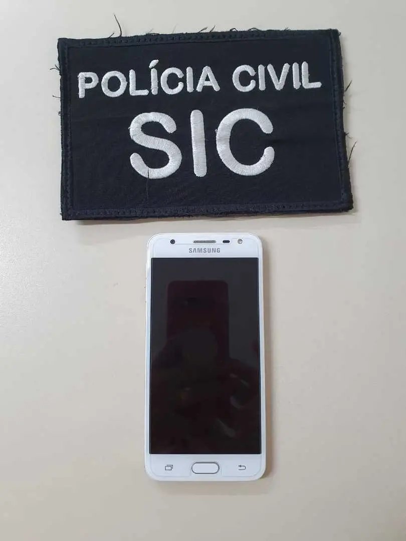 Setor de Investiga&ccedil;&otilde;es recupera celular roubado