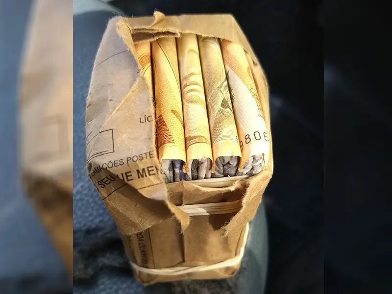 Mulher perde R$ 1.300 em golpe do achadinho