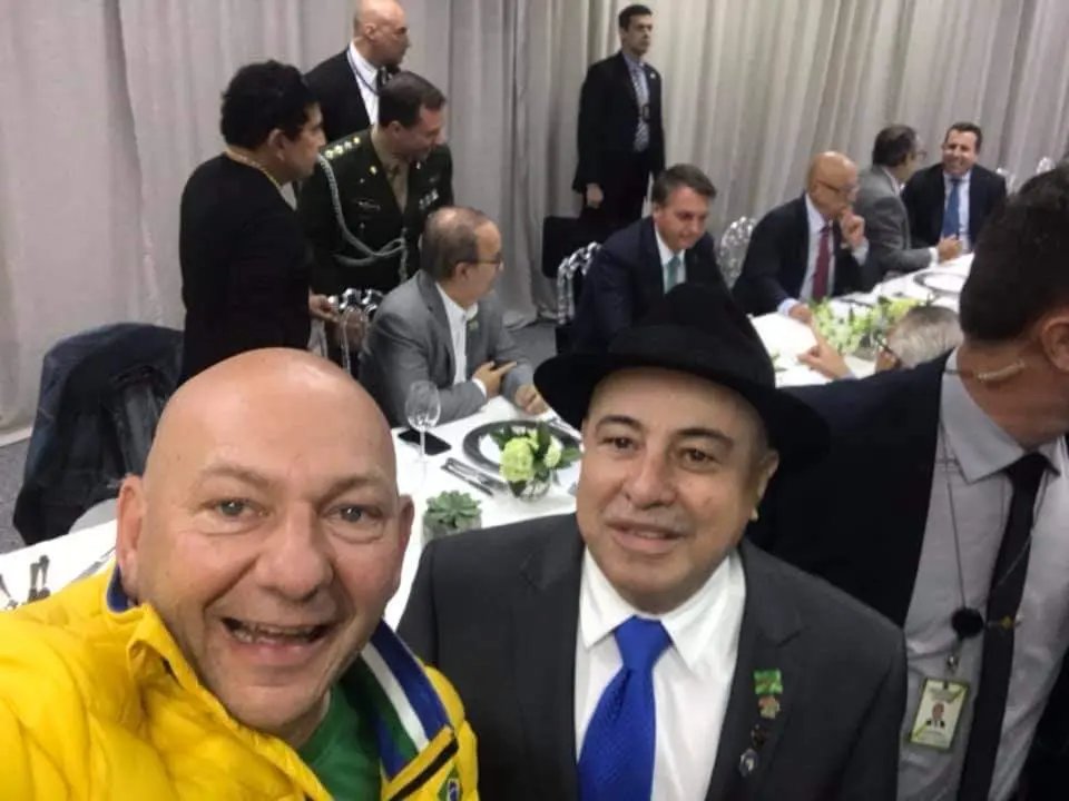 Empres&aacute;rios brusquenses participam de almo&ccedil;o com Bolsonaro 