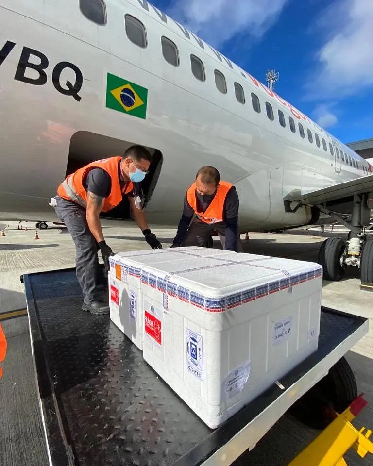 Santa Catarina recebe novo lote com doses da vacina contra a Covid-19