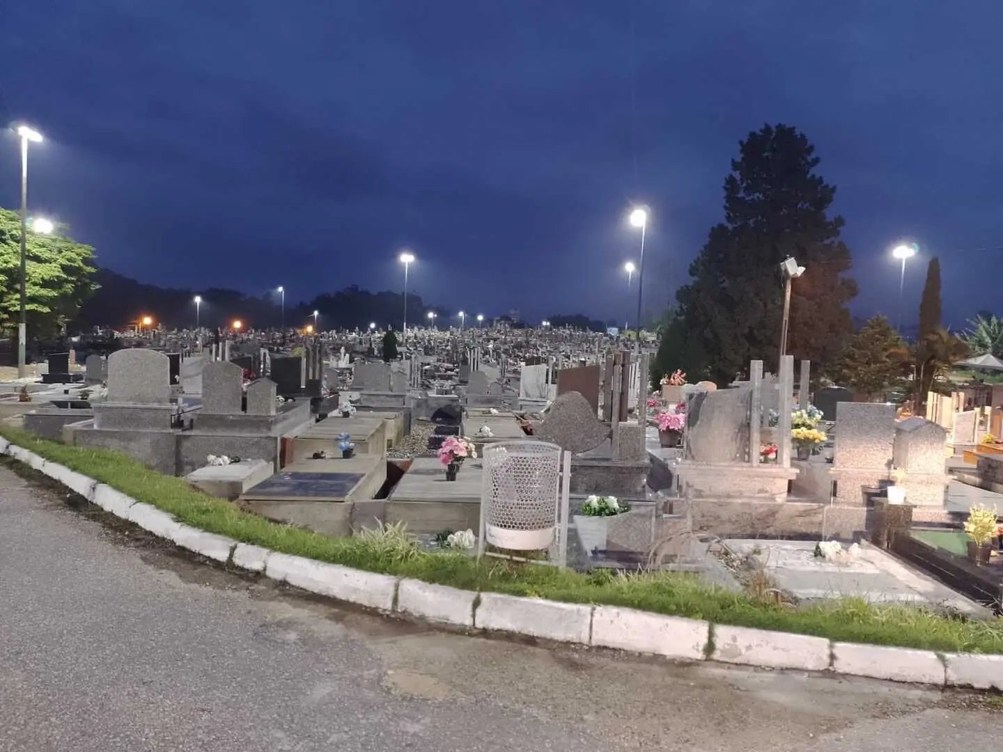 Prefeitura moderniza ilumina&ccedil;&atilde;o p&uacute;blica com substitui&ccedil;&atilde;o de l&acirc;mpadas comuns por LED