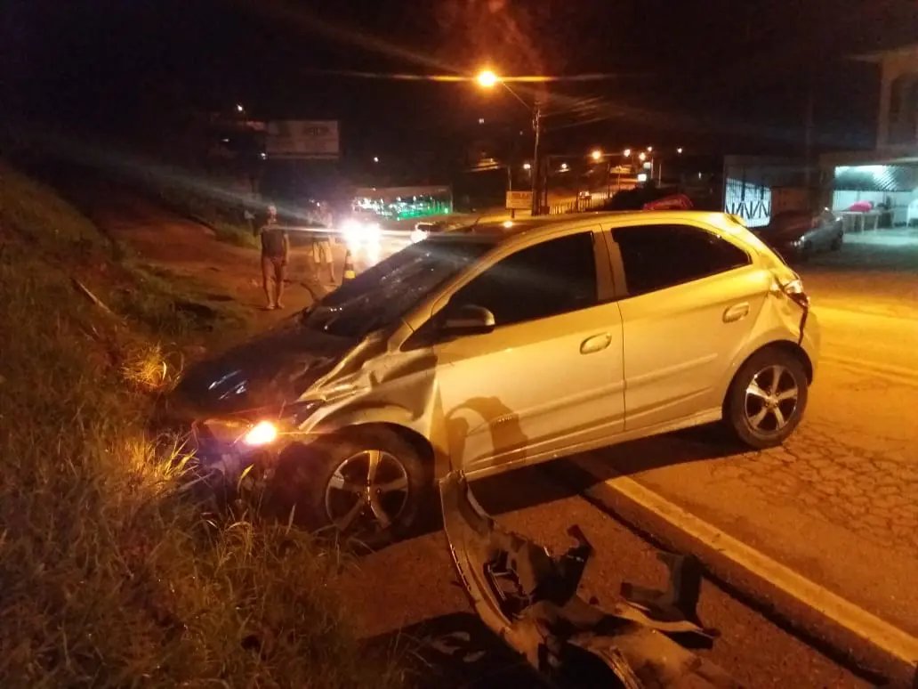 V&iacute;deo: Mulher fica ferida em acidente no bairro Dom Joaquim