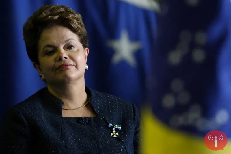 Em discurso, Dilma diz que 2013 termina melhor do que começou
