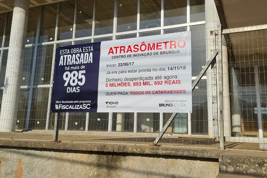 Atras&ocirc;metro aponta mais de R$ 5 milh&otilde;es gastos