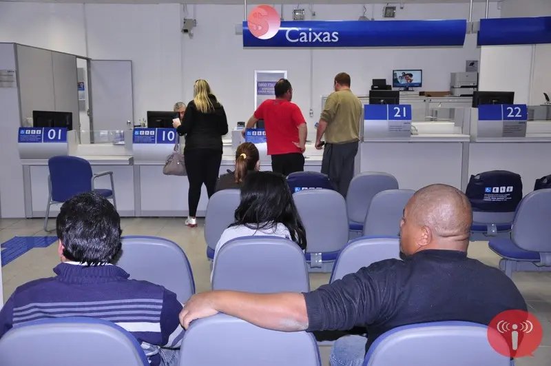 Bancos voltam a funcionar nesta quinta-feira
