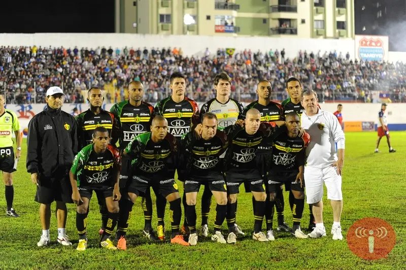 Dia de apresentar o novo elenco