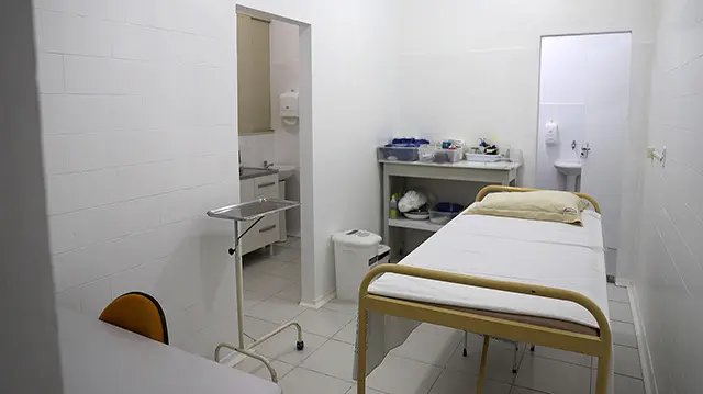 Hospital de Guabiruba volta a atender na sede