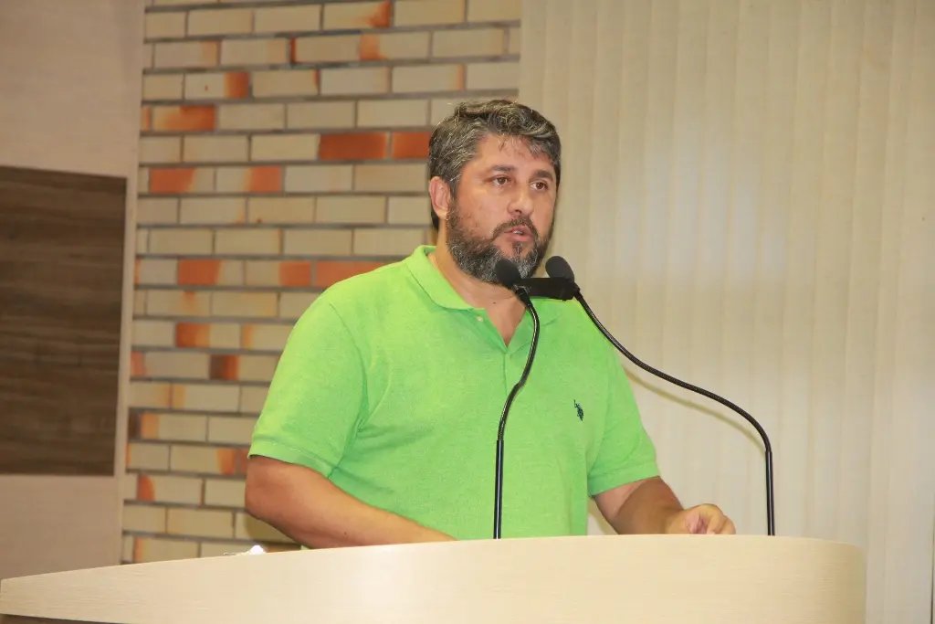 Deivis da Silva reassume mandato na C&acirc;mara Municipal
