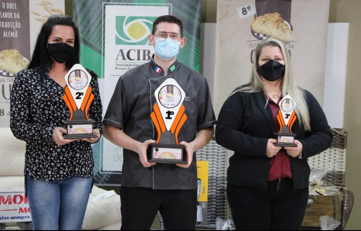 Pela segunda vez Darlin Maik Carbonera &eacute; campe&atilde;o do concurso Cuca nota 10