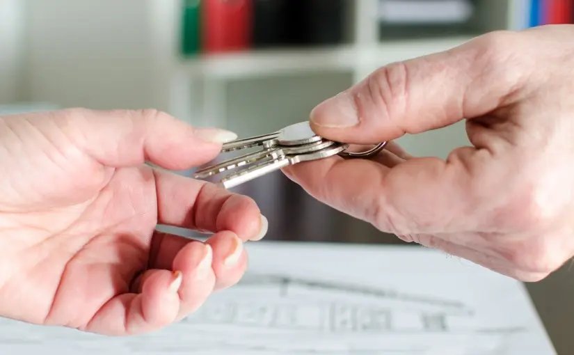 Inquilinos abandonam imóvel com dívidas 