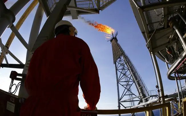 Gasolina e diesel mais caros nas refinarias