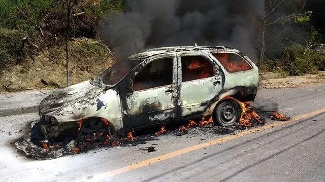 Inc&ecirc;ndio em ve&iacute;culo na Limeira Baixa
