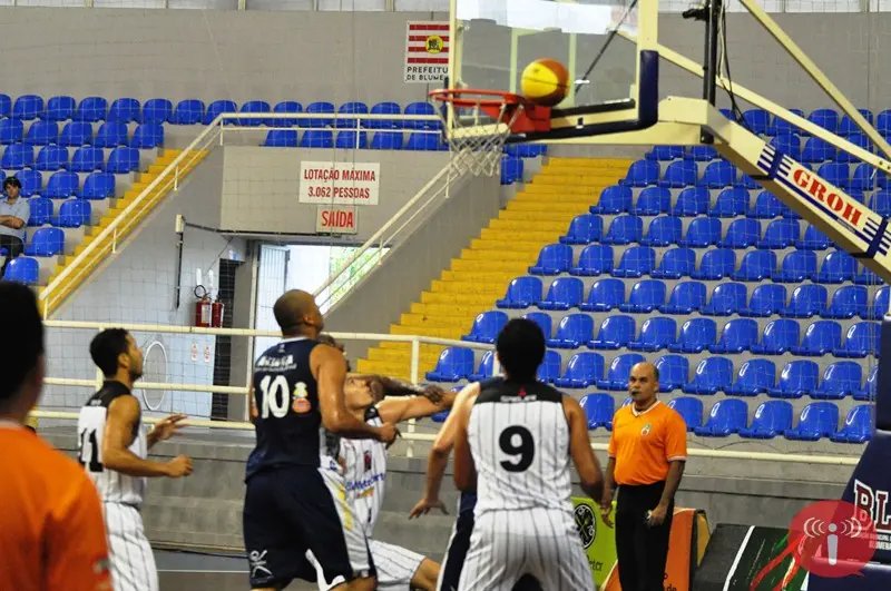 Basquete disputará o bronze