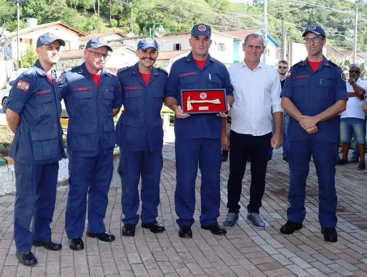 1&ordm; Grupo de Bombeiros Militar de Botuver&aacute; tem novo comandante